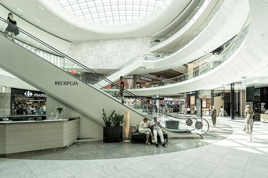 Shopping Centers Capture Over 60% of Polish Consumer Spending in Most Product Categories
