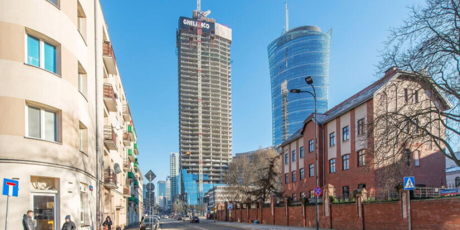 Ghelamco's "The Bridge" Reaches New Heights: 40 Floors Completed in Warsaw's Tallest Tower