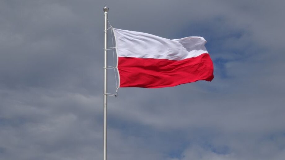Fitch agency is carefully looking at independence of Polish institutions