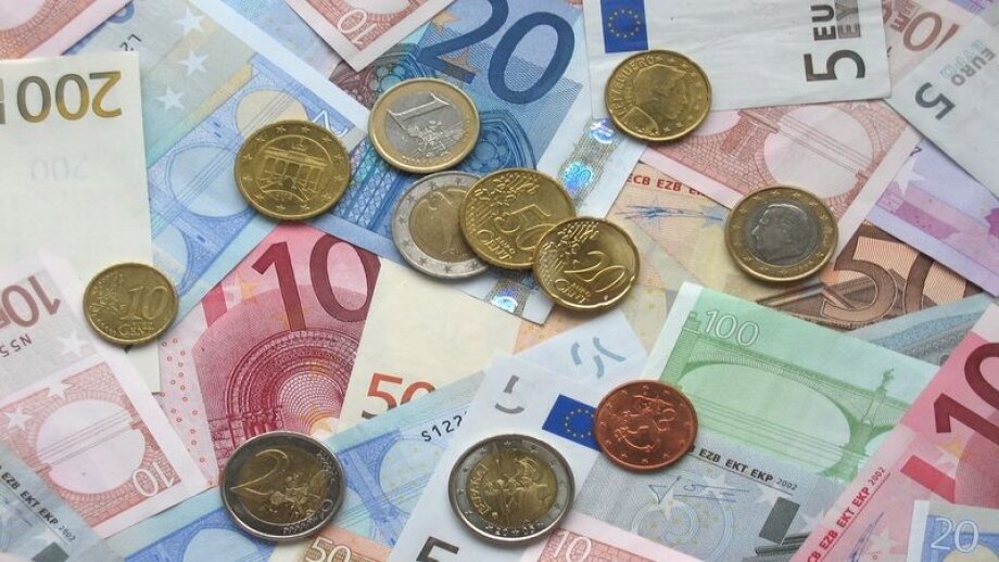 MF: State Treasury debt as much as PLN 978.7 bln in April