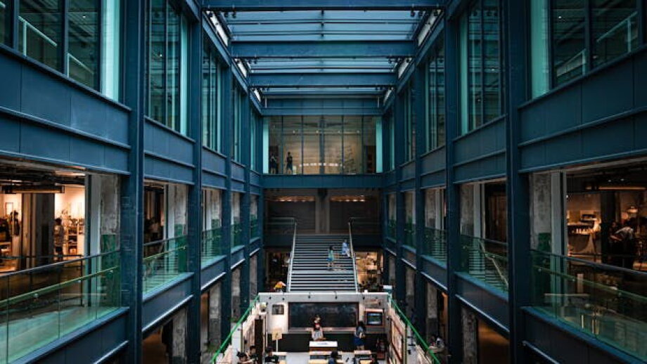Supply of new retail space decreased y/y to 90,000 m2 of GLA in Q2 ‘25
