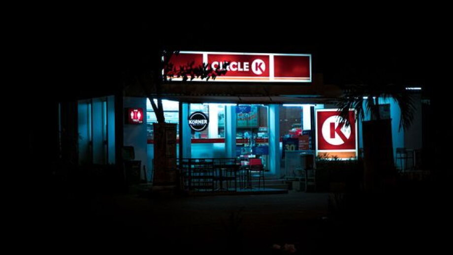 Circle K wants to buy all shares of Żabka for PLN 32 each