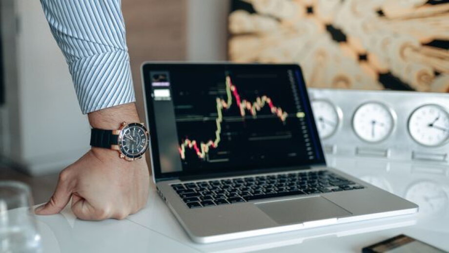 September comes with risks for investment