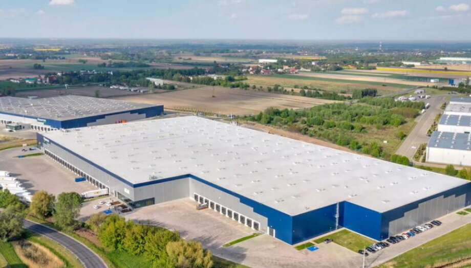 Panattoni's final hall for XBS Logistics