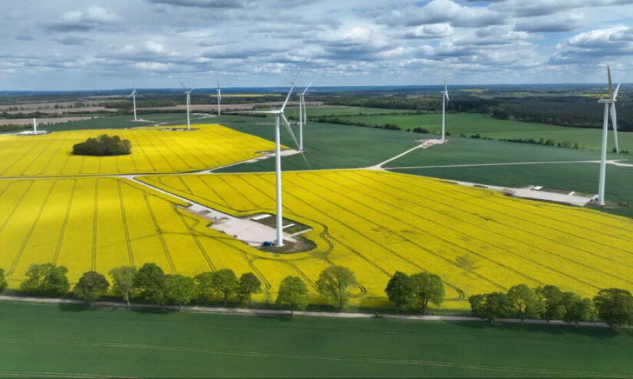 Warsaw revives wind power