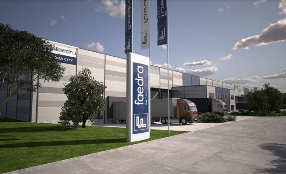 Faedra enters Poland
