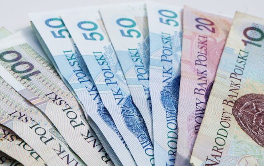 Survey: nearly 60% of Poles assess financial situation positively