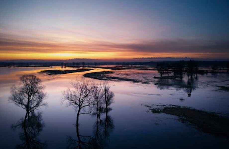 Energy sector preparing for flooding, crisis teams on standby