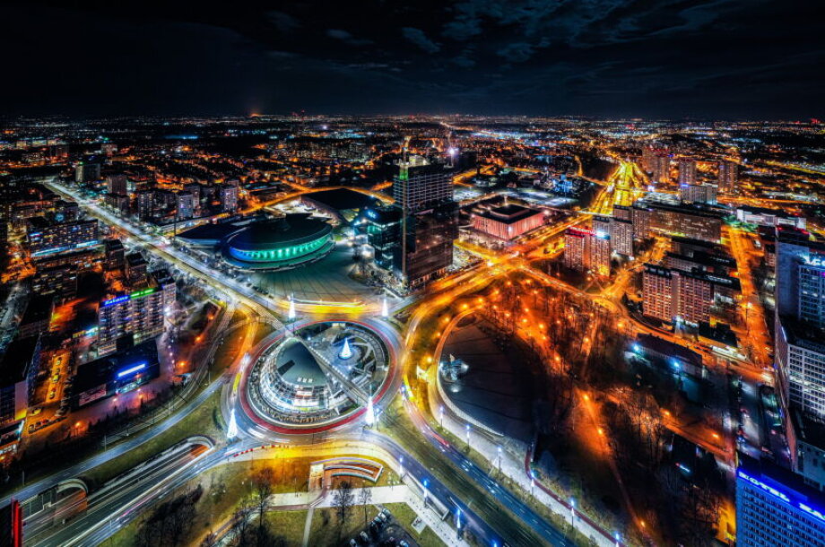 Highway firm shifts to housing