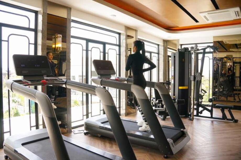 Fitness chains moving into smaller cities