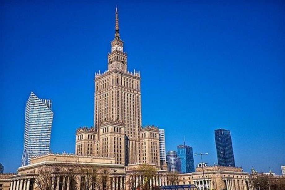PwC: Warsaw's investment potential 3 times higher than other Polish cities