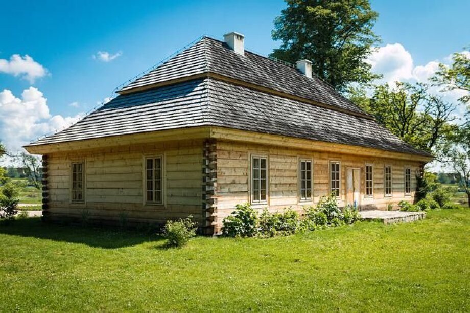 68% of Poles live in their own houses and flats – survey