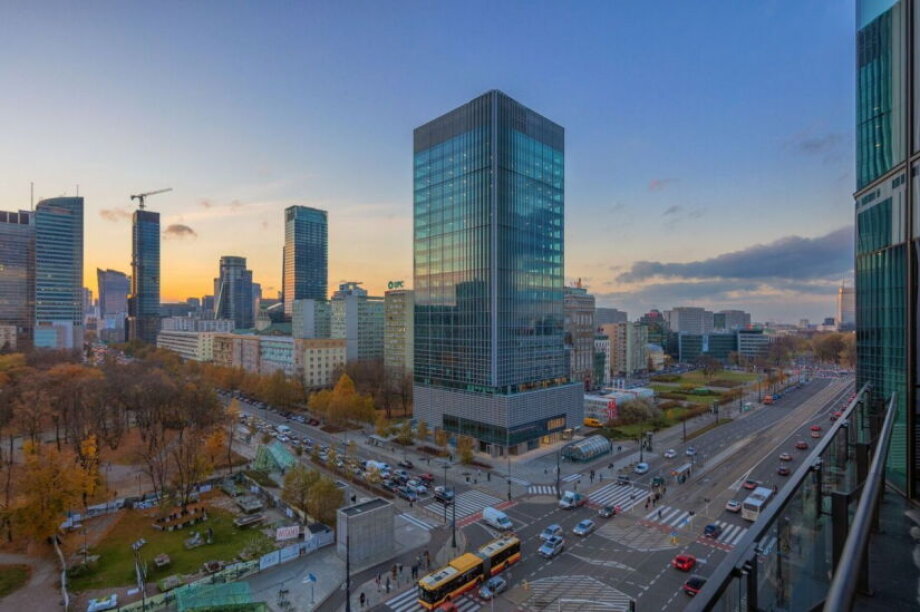 Central Point goes green