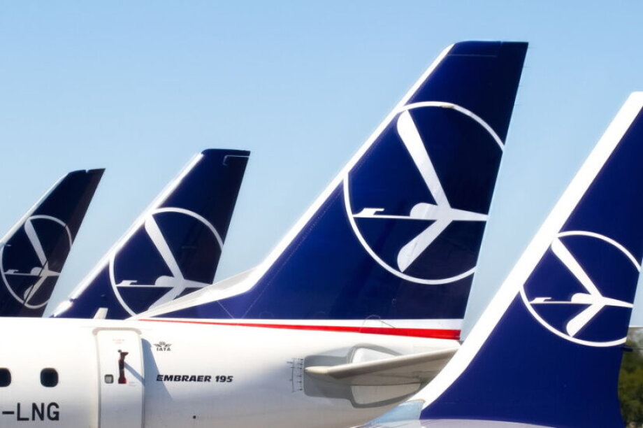 LOT suspends Middle East routes