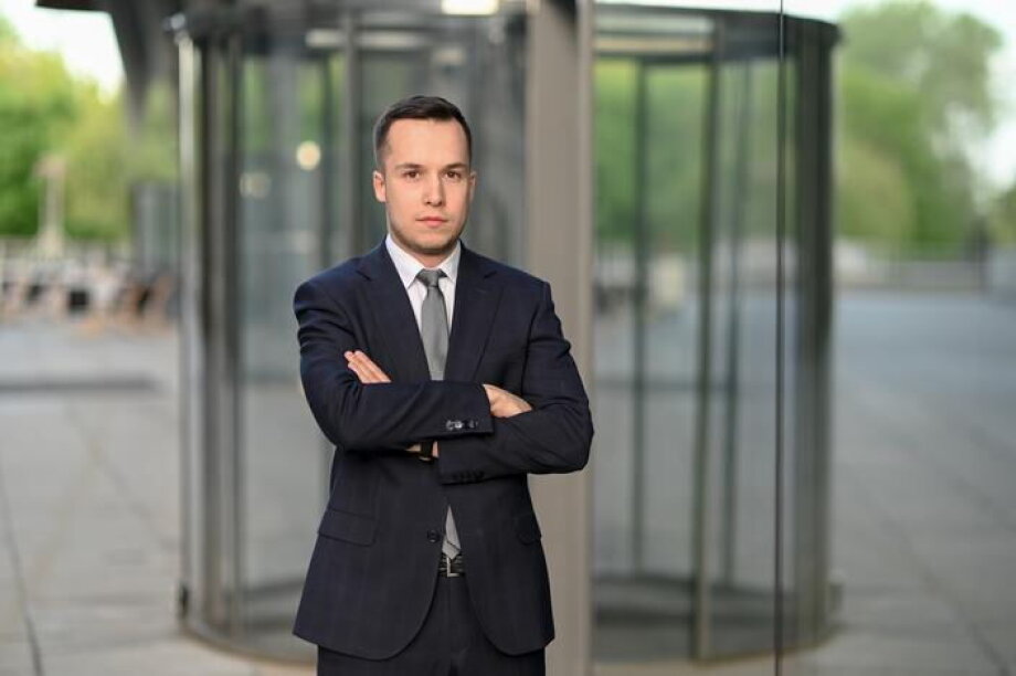 Markets await tech test