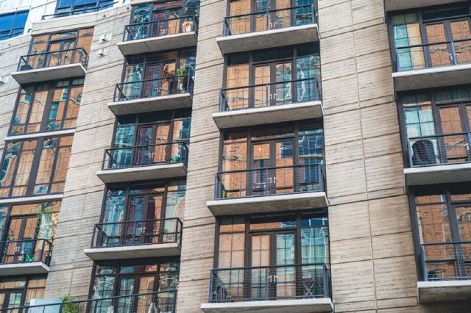Poles changing their approach to apartment rental