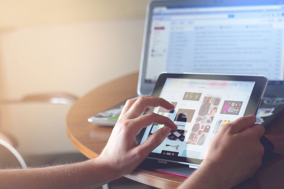 Average internet speed in Poland is above the global