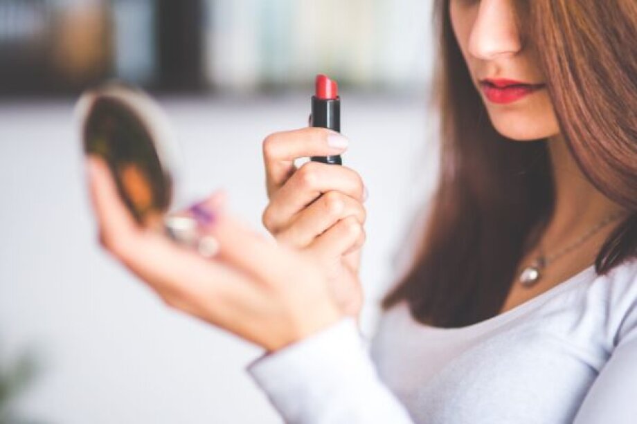 Global sales of lipsticks cut in half by pandemic