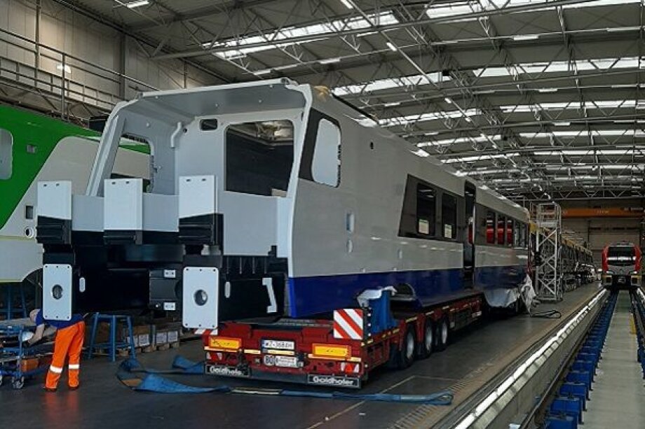 Production of first train for PKP Intercity from PLN 1 bln order in progress