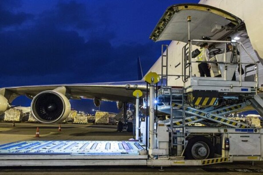 DACHSER expands charter program between Europe and Asia