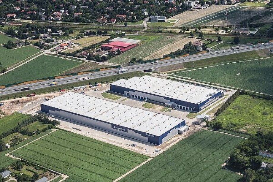SymLog expands its services and leases warehouse in Warsaw