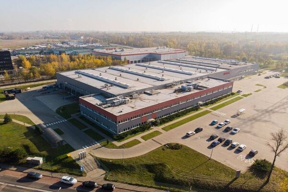 American giant stays in Katowice