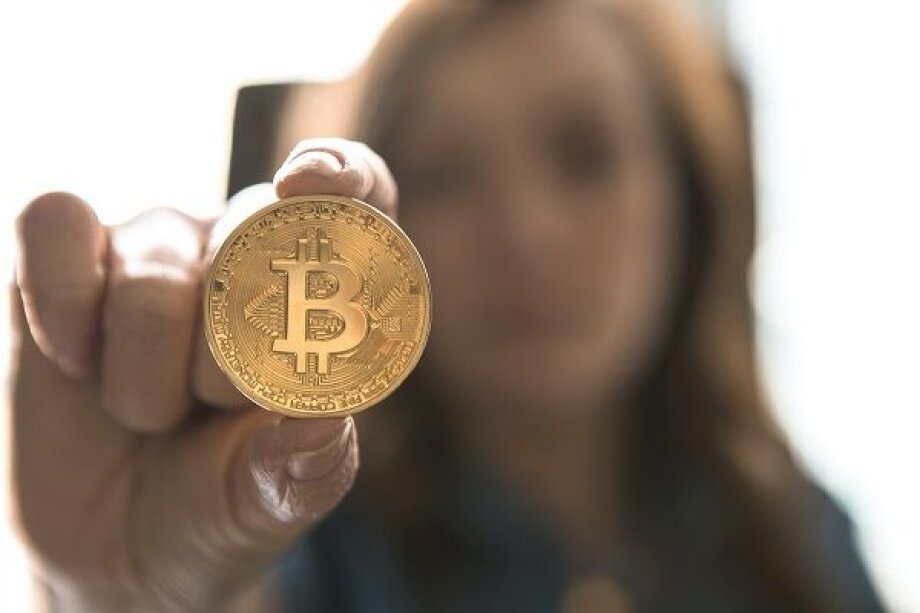 Female investors help drive growth in demand for cryptocurrencies