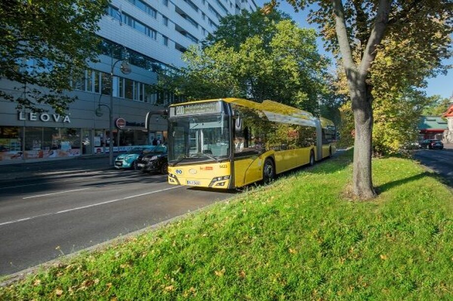Three emission-free Solaris buses arrive in Bonn