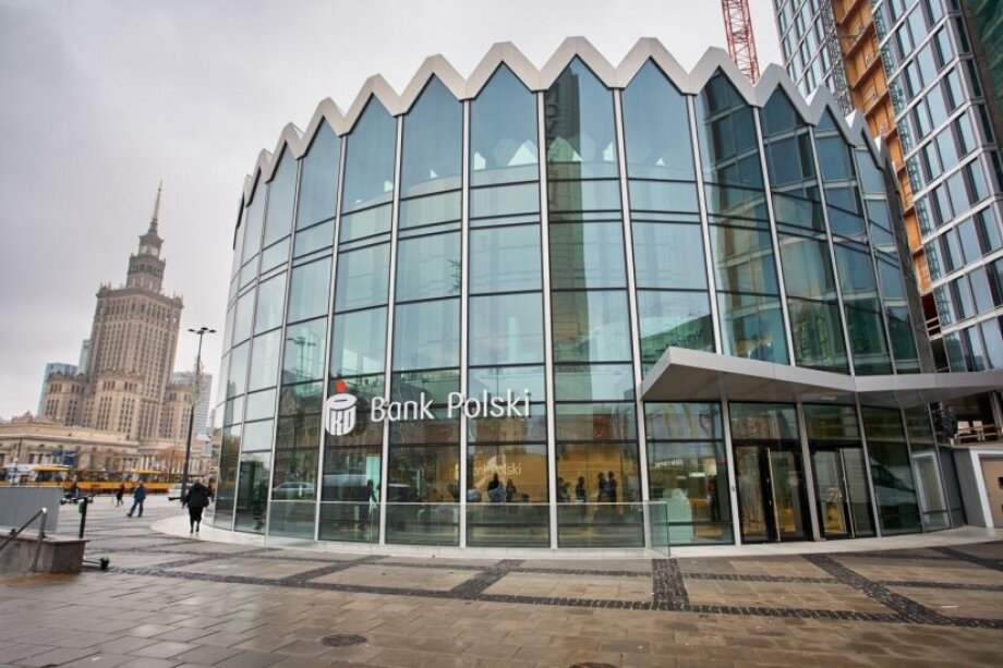 Stocks slightly rise after the first statements from the new CEO of PKO BP