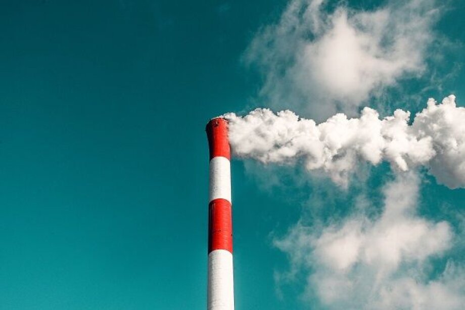 Expensive CO2 emission rights may increase costs of running businesses