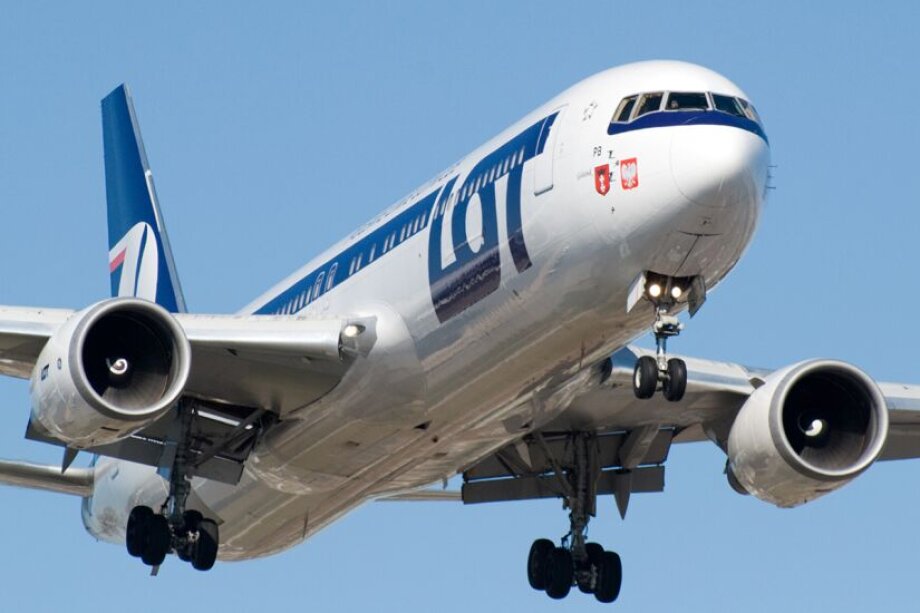 LOT Polish Airlines wants to carry 4-5 million passengers in 2021