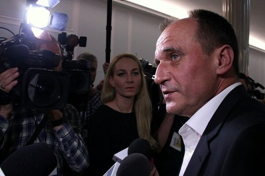 Paweł Kukiz helps PiS to vote on lex TVN