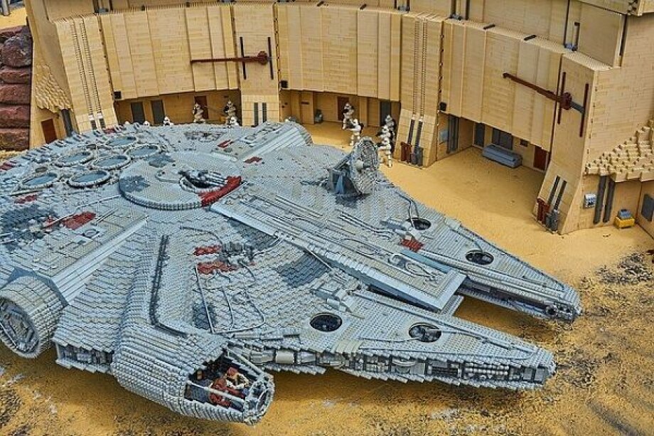 Investments in LEGO are better than in gold, stamps, wine, or works of art