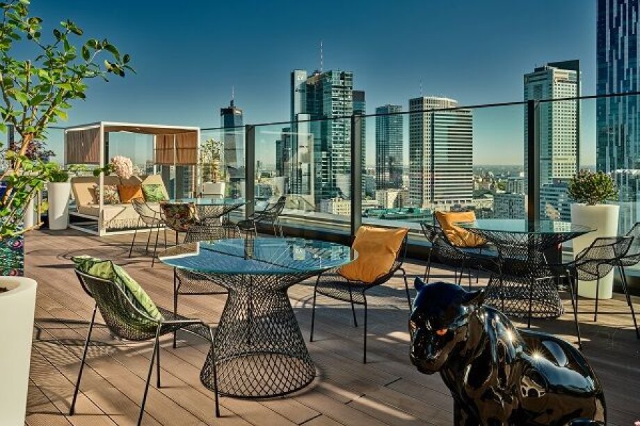 The spectacular rooftop bar at NYX Hotel Warsaw now open