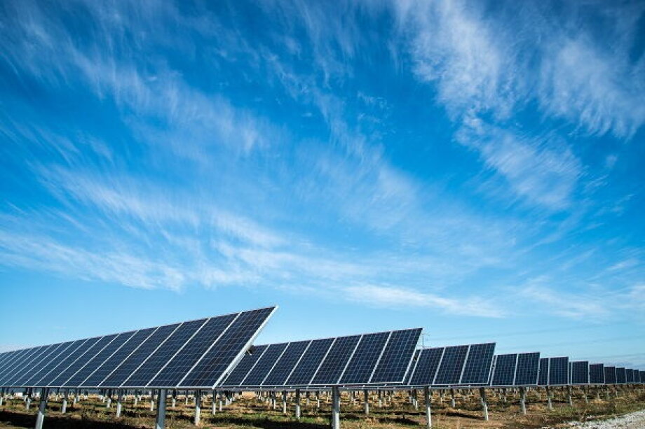 Government hits photovoltaics