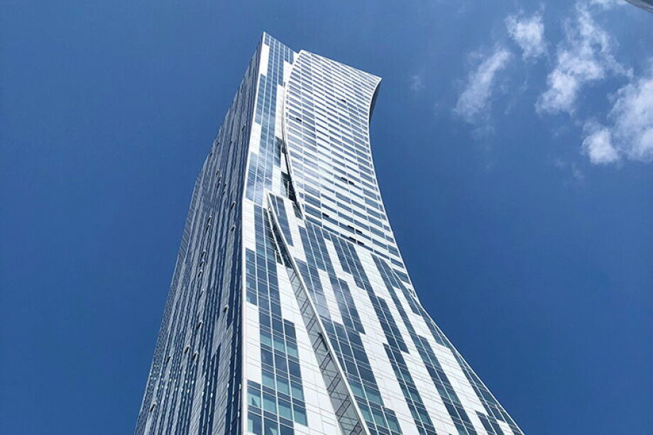 German Group Livos Enters Polish Real Estate Market with Złota 44 Apartment Purchase