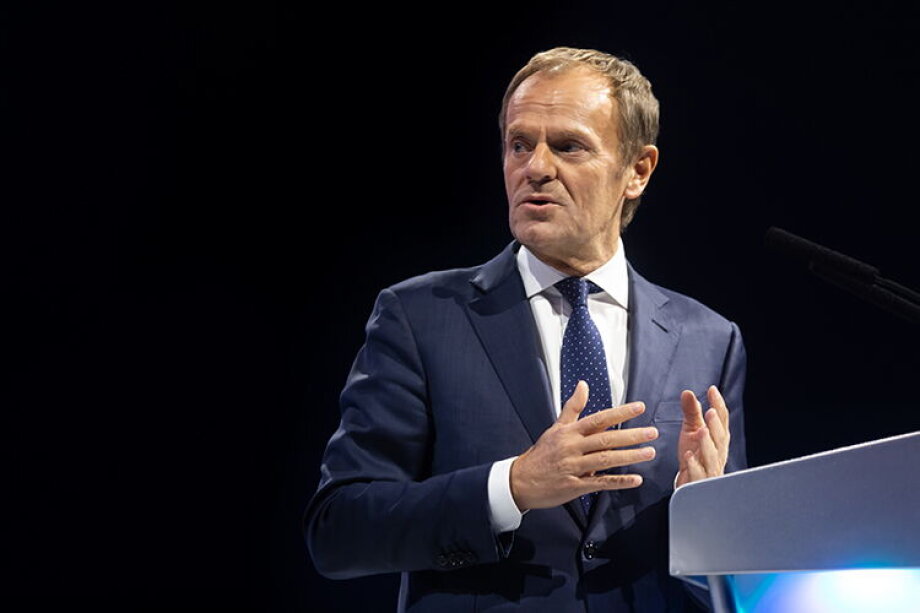 Prime Minister Donald Tusk Mulls Border Closure Amidst Agricultural Summit