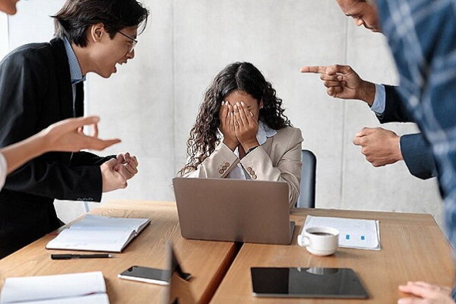 Young Poles Fall Victim to Workplace Bullying