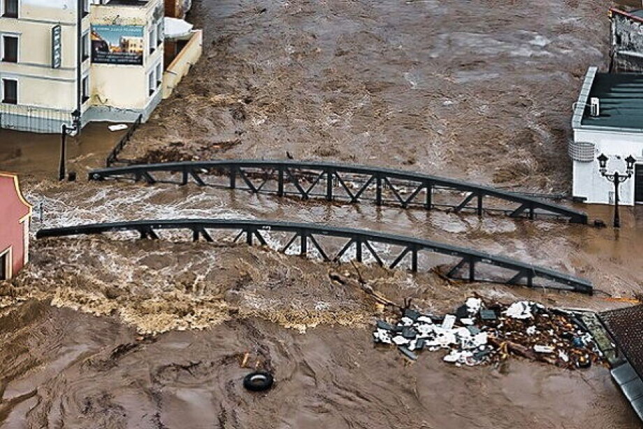 Flood in Poland Sparks Political Polarization