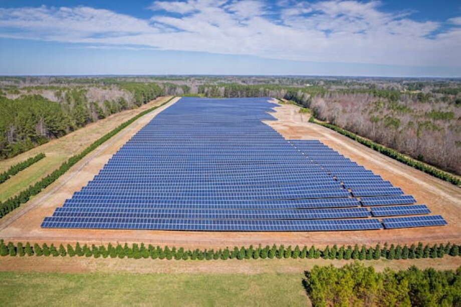 Orlen finalizes purchase of two photovoltaic farms