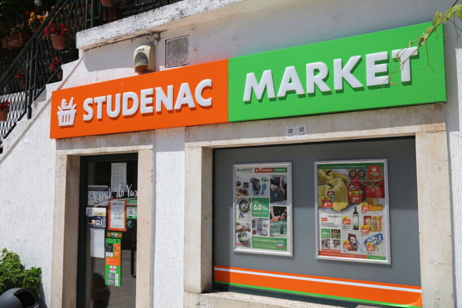 Studenac revives IPO plans