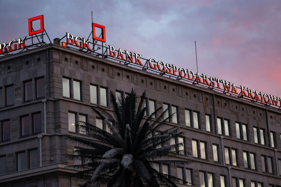 BGK sells PLN 1.56 billion in bonds