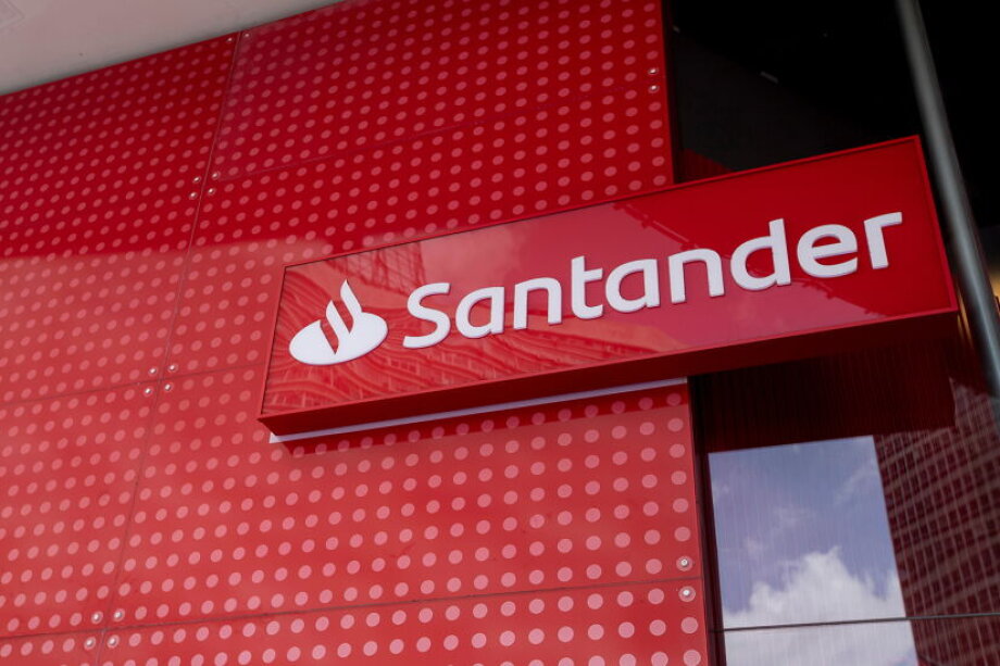 Pekao rules out Santander bid