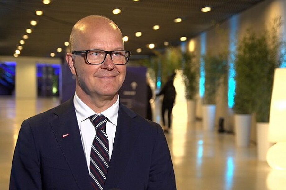 Green Transformation Seen as Strategic Opportunity Despite Costs