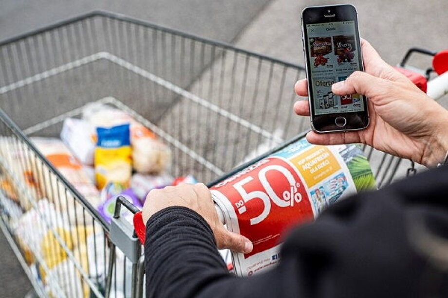 Consumers in Major European Countries Hunt for Discounts More Often Than Poles