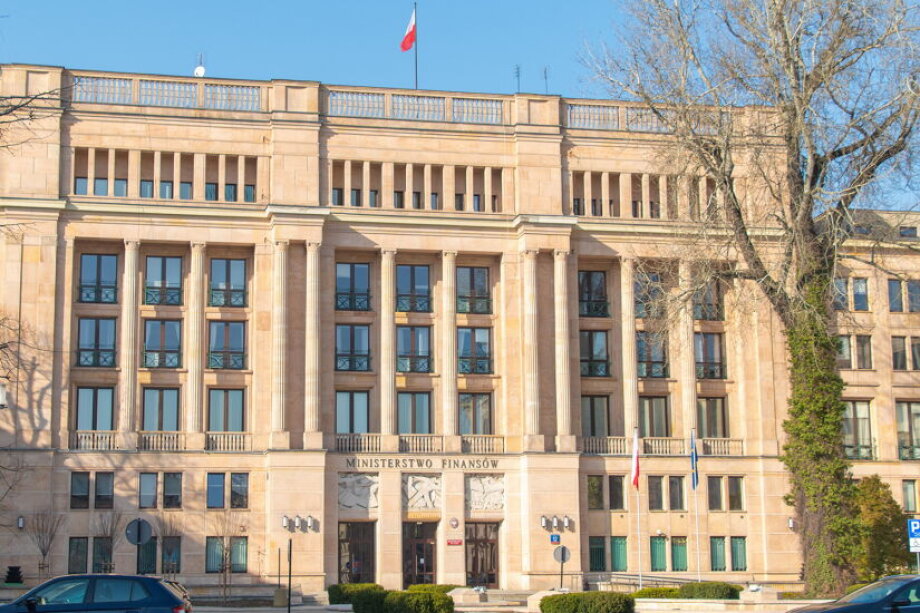 Treasury bond sale exceeds demand