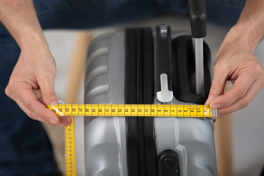 EU sets hand luggage rules