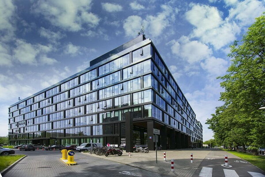 PZU Group Renews Lease at Konstruktorska Business Center