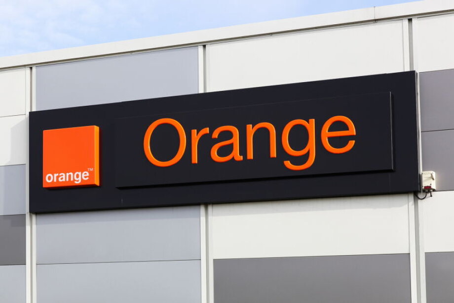 Orange posts solid Q2
