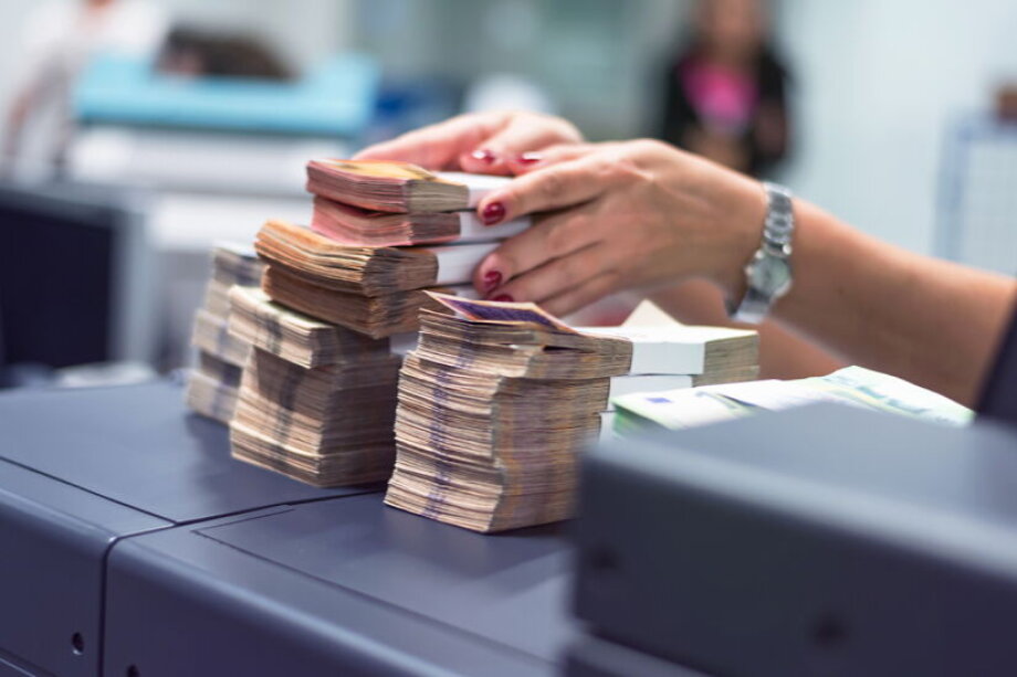 Banks balance bonds and loans